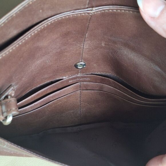 Kenneth Cole Clutch Chocolate Brown Leather with Optional Wristlet Strap - Picture 12 of 16